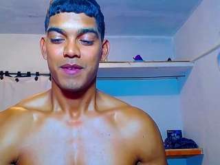 themykeone webcam camsoda model stream image