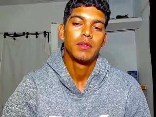 themykeone webcam camsoda model stream image