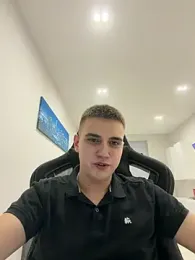 WARDEN_w webcam model stream image