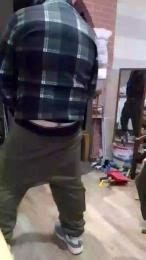 nakedworkbear2 webcam model stream image