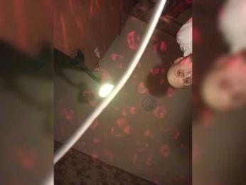 Chipitoli666 webcam model stream image