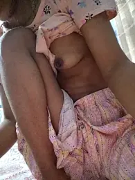 124pakhi webcam stripchat model stream image