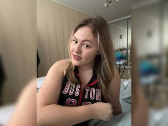 SunshineEmma webcam model stream image