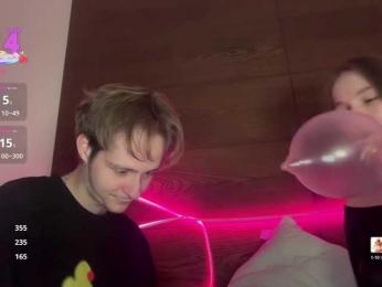 titsDestroy2007 webcam model stream image