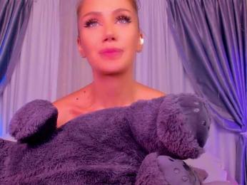 Pure_Love webcam model stream image