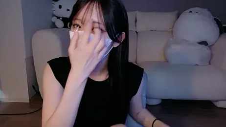 R-bonbon webcam stripchat model stream image