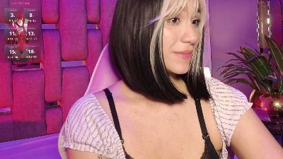 ZharaLux webcam cam4 model stream image