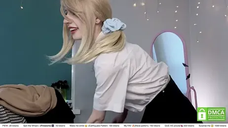 sweetuniporn webcam stripchat model stream image
