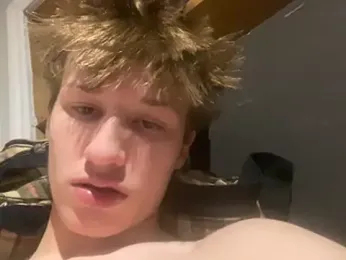 yourwhiteboy1 webcam model stream image