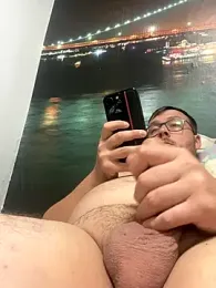 ionut9879 webcam model stream image