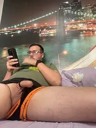 ionut9879 webcam model stream image