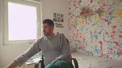 _BruceStrong_ webcam model stream image