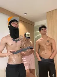 TheBatMansion webcam model stream image