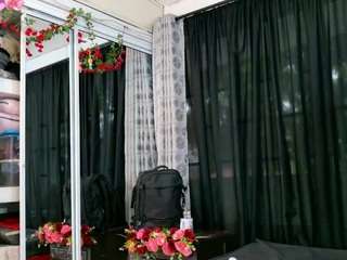 black-rosse1 webcam model stream image