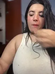 horny_roomiess webcam model stream image