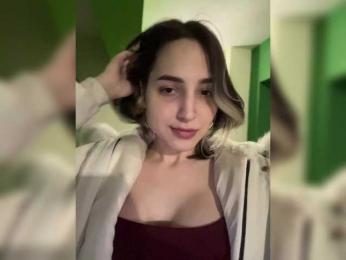 Honey_buns webcam model stream image