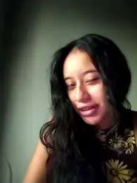 l0lita_emi webcam model stream image