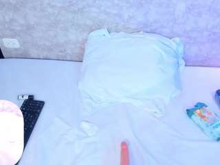 camilavoid webcam model stream image