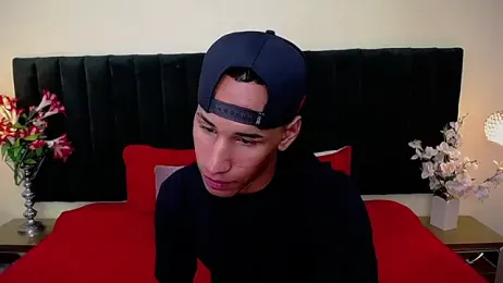 soft_attraction webcam model stream image