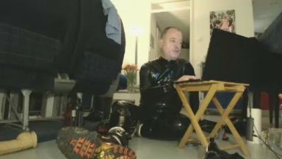 sneakpig webcam model stream image