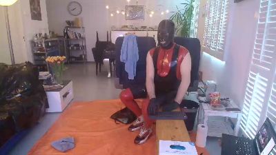 sneakpig webcam model stream image