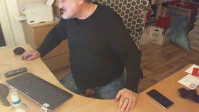 Barefooter webcam model stream image