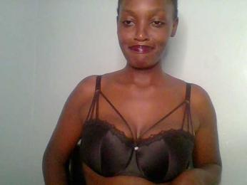 Chocolate-saucy webcam bongacams model stream image