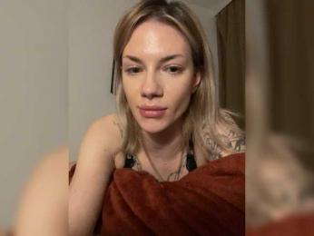 Millashaa webcam model stream image