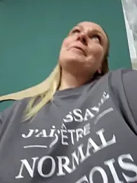 Bondgirl_013 webcam model stream image