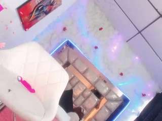 sofia-waltonx1 webcam model stream image