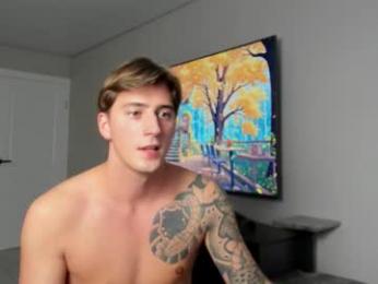 krishort webcam model stream image