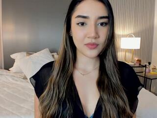Ani Belle webcam model stream image