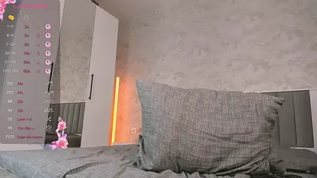 Shiny_Jennifer webcam model stream image