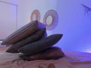 stacielayne webcam model stream image