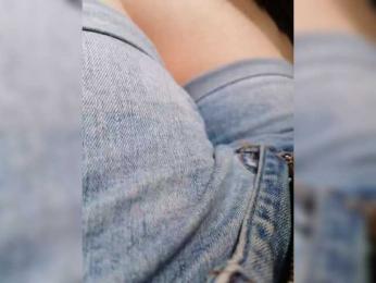 Nika0000 webcam model stream image