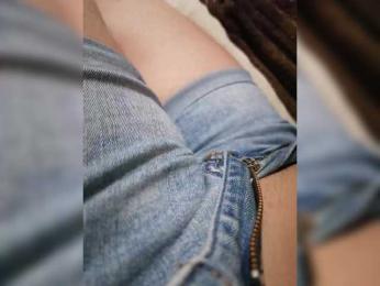 Nika0000 webcam model stream image