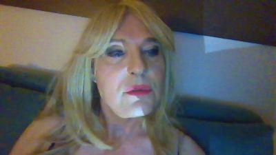 Danessa22 webcam model stream image