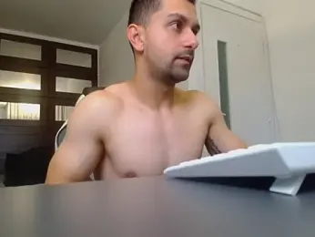 BryceReign webcam model stream image