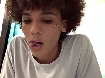 Max_Rain webcam model stream image