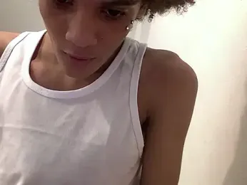 Max_Rain webcam model stream image