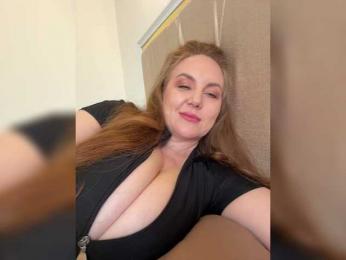 cherryygirl webcam model stream image