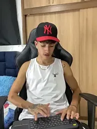 _CamiloBass webcam model stream image