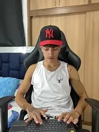 _CamiloBass webcam model stream image