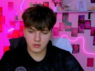 travis-wolf webcam camsoda model stream image