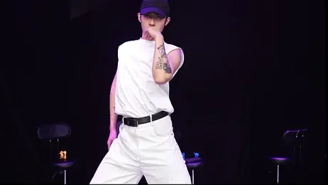 LookingBoy-002 webcam model stream image