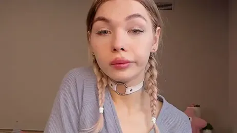 Blondy_Fina webcam model stream image