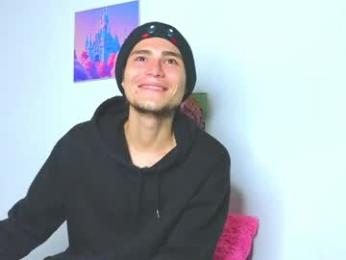 holy_taby_ webcam model stream image