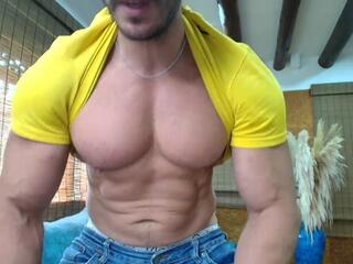 Icarus Secret webcam model stream image