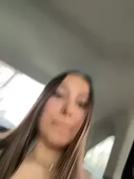 ICrazyOneIRL webcam model stream image