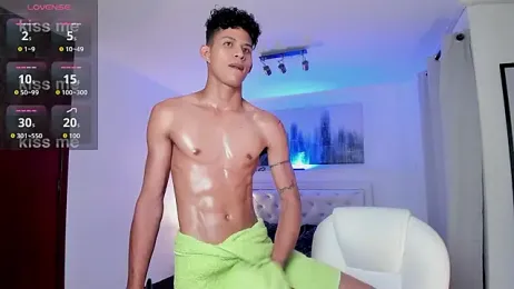 KamiSuarez webcam model stream image